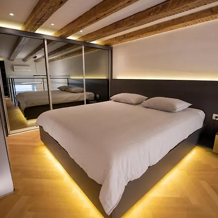 M&m Apartment