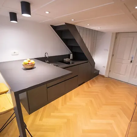 Apartment M&m